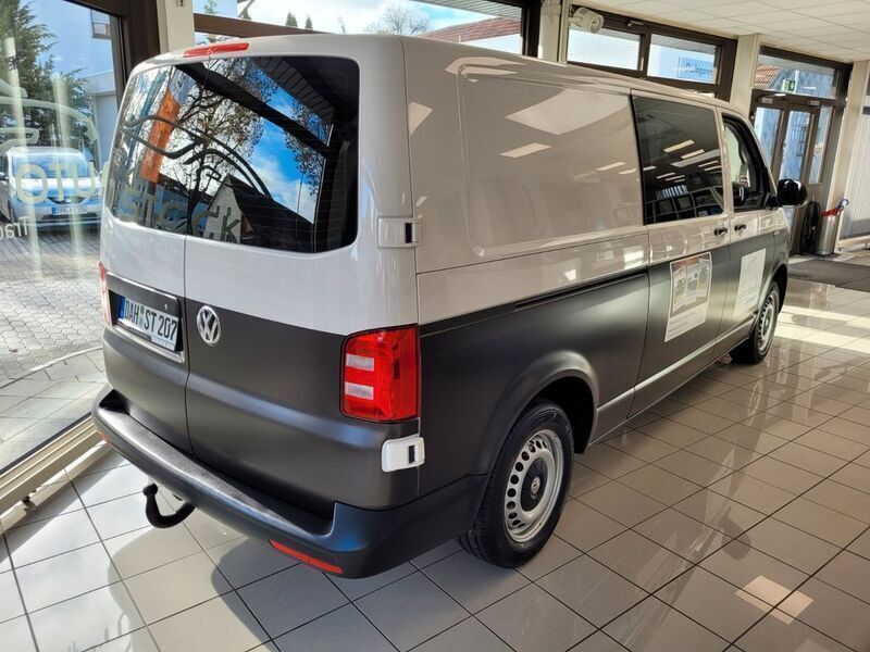 Gebraucht VW T6 Life 150 PS (110 kW) 2017 Weiß Van