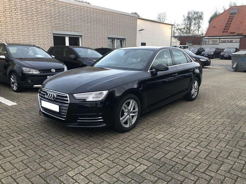 Schwarz Gebraucht 2018 Audi A4 Sport Limousine | 18.800 € (Fairer Preis) - Bild 1/4
