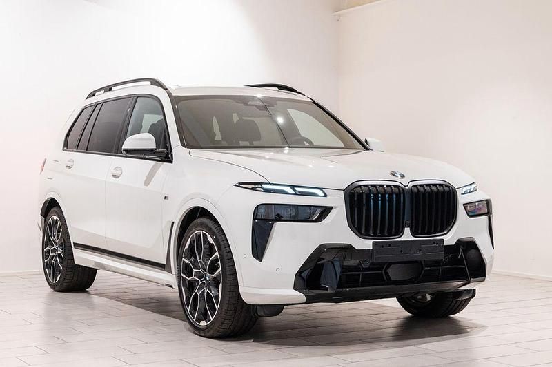 Weiß Neu 2025 BMW X7 Comfort Edition SUV | 123.641 € (Teuer) - Bild 1/4