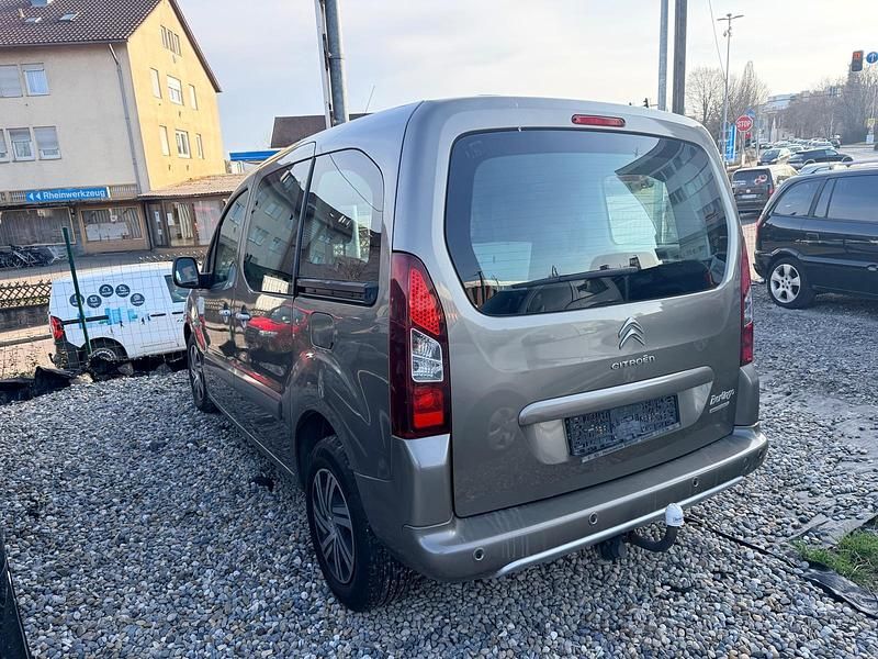 Gebraucht Citroën Berlingo 92 PS (67 kW) 2014 Grau Van / Kleinbus