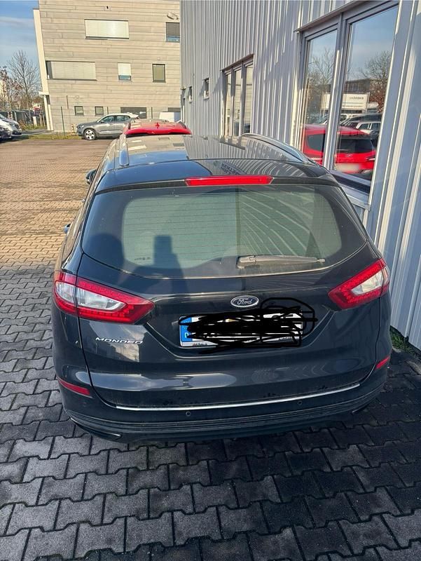 Gebraucht Ford Mondeo 179 PS (131 kW) 2017 Schwarz Kombi