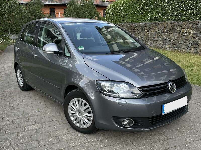Grau Gebraucht 2013 VW Golf Plus Cross Trendline Van / Kleinbus | 7.890 € (Fairer Preis) - Bild 1/4