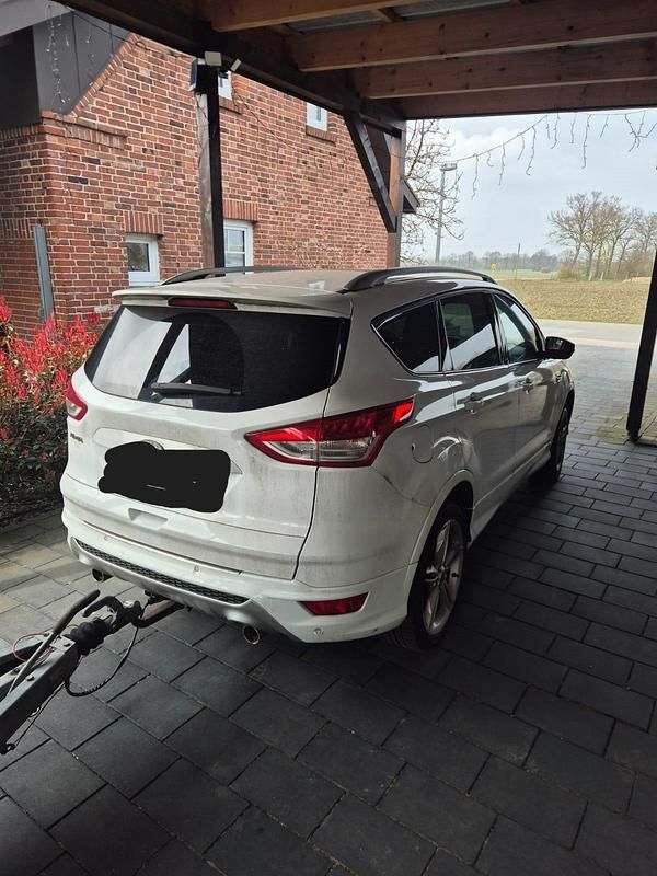 Gebraucht Ford Kuga Titanium 180 PS (132 kW) 2014 Weiß SUV