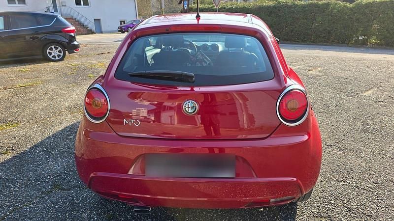 Gebraucht Alfa Romeo MiTo 75 PS (55 kW) 2009 Rot Kleinwagen
