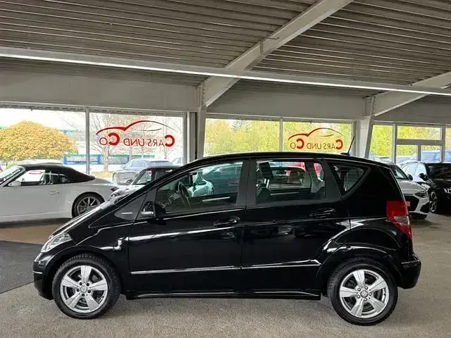 Gebraucht Mercedes A160 Avantgarde 95 PS (69 kW) 2012 Schwarz Limousine