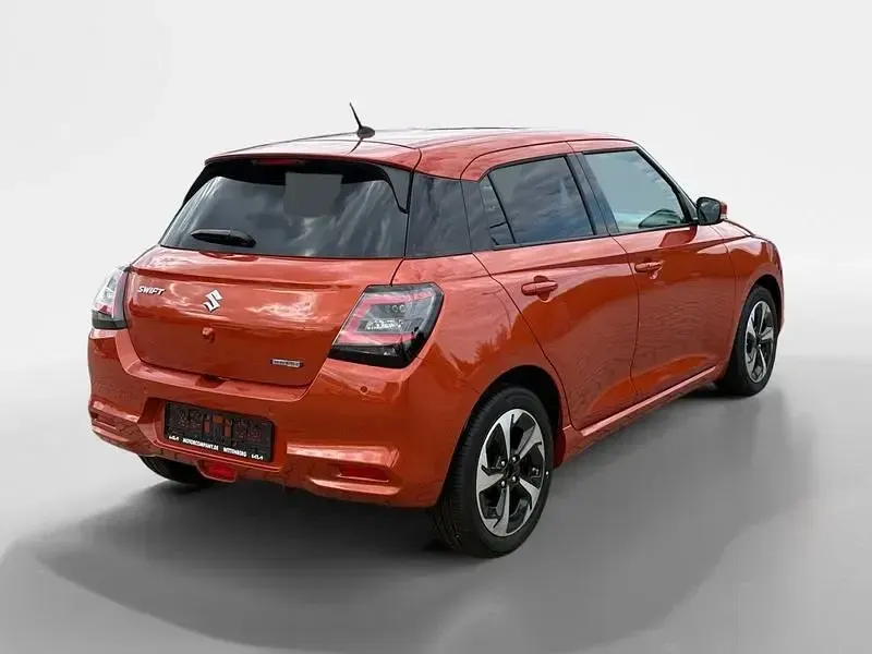 Neu Suzuki Swift Comfort+ 83 PS (61 kW) 2026 Silber Kleinwagen
