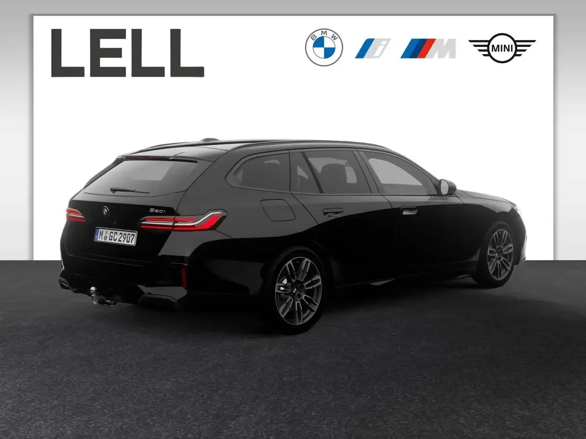 Neu BMW 520 M Sport 208 PS (152 kW) 2026 Schwarz Kombi