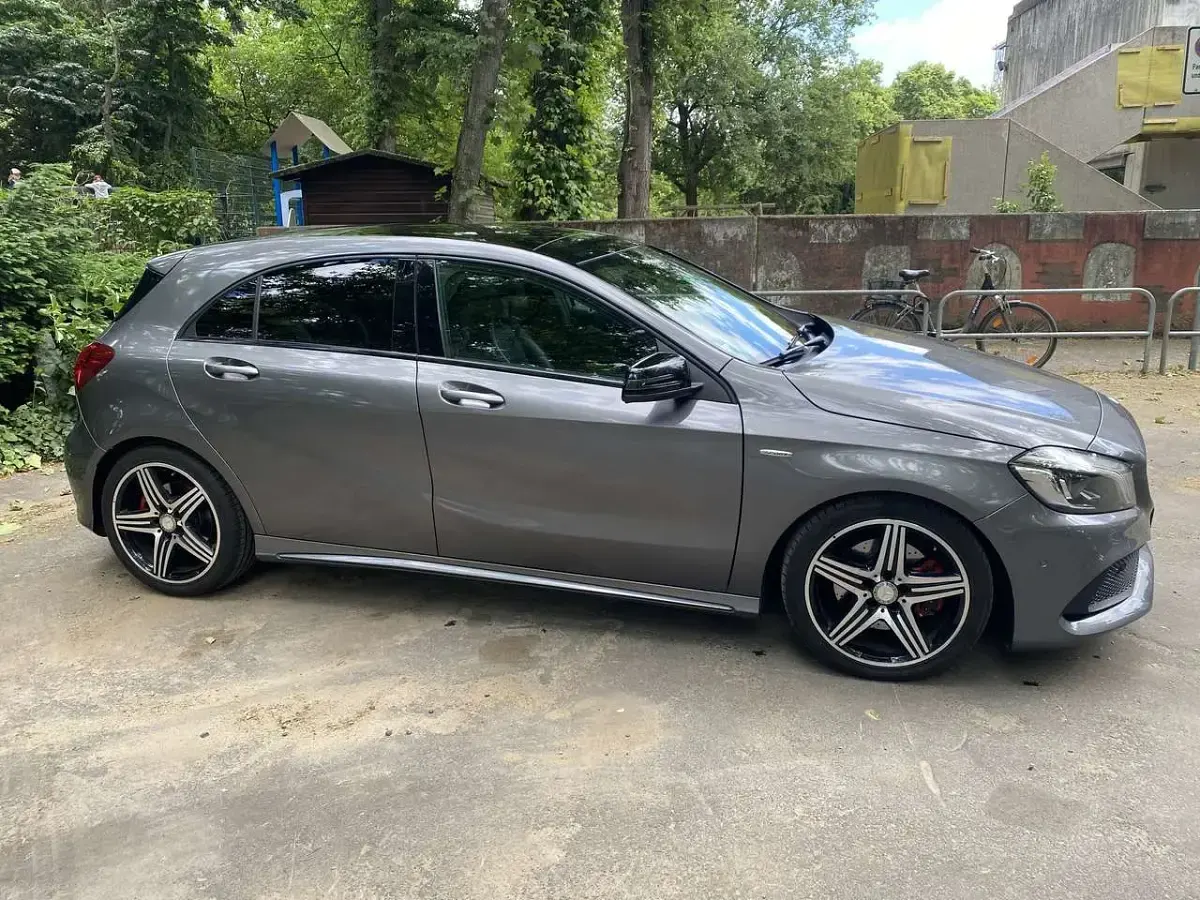 Gebraucht Mercedes A250 AMG line 218 PS (160 kW) 2016 Limousine