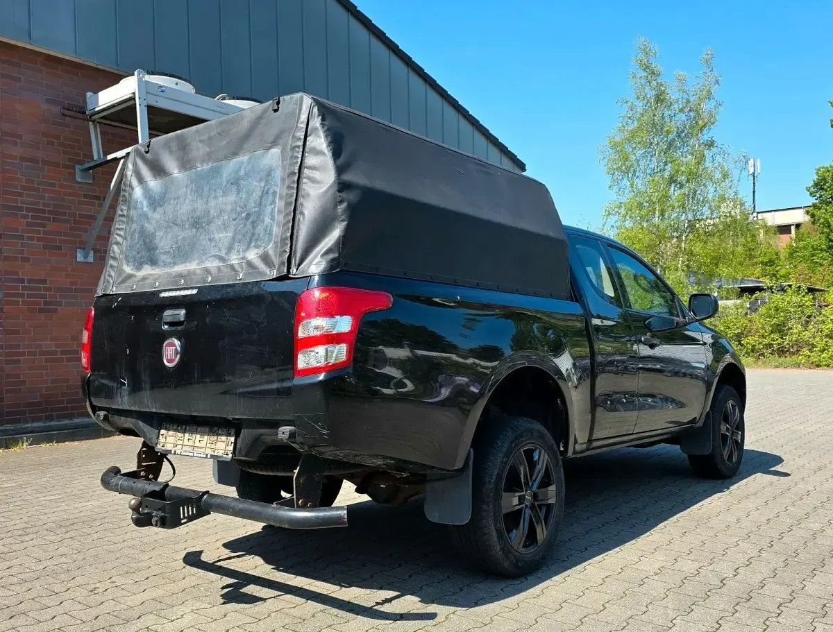 Gebraucht Fiat Fullback 154 PS (113 kW) 2017 Schwarz Pickup