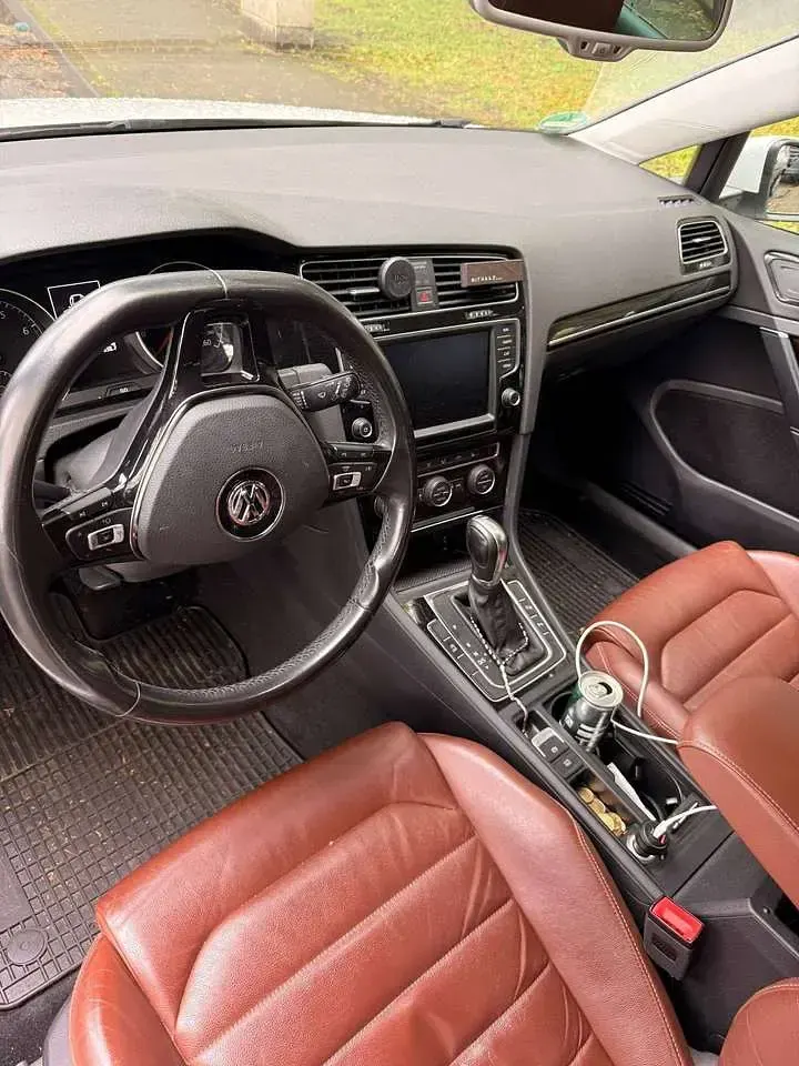 Gebraucht VW Golf VII Highline 122 PS (89 kW) 2013 Limousine
