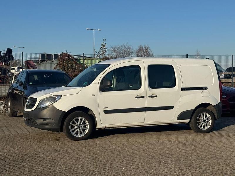 Gebraucht Mercedes Citan 111 110 PS (80 kW) 2017 Weiß Limousine