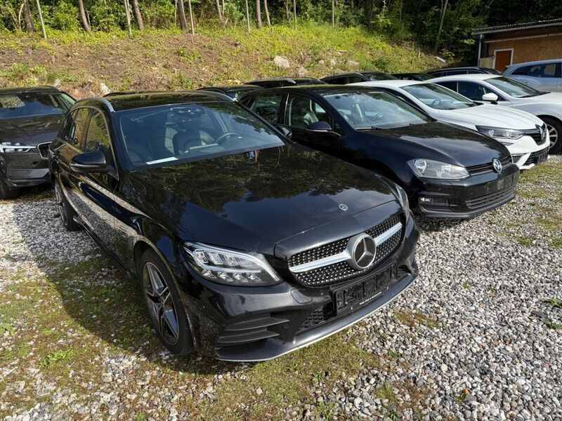 Schwarz Gebraucht 2019 Mercedes C220 Kombi | 15.499 € (Guter Preis) - Bild 1/4