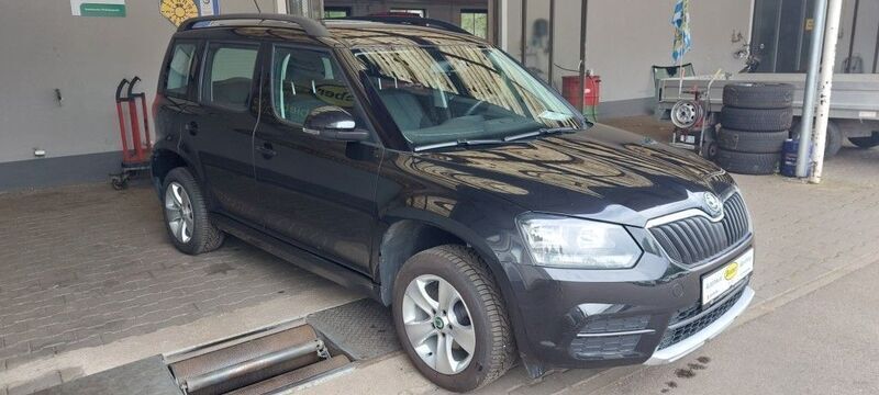 Gebraucht Skoda Yeti Active 110 PS (80 kW) 2016 Schwarz SUV