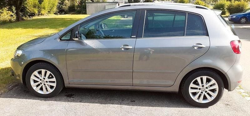 Grau Gebraucht 2011 VW Golf Plus Style Van / Kleinbus | 4.500 € (Superpreis) - Bild 1/4