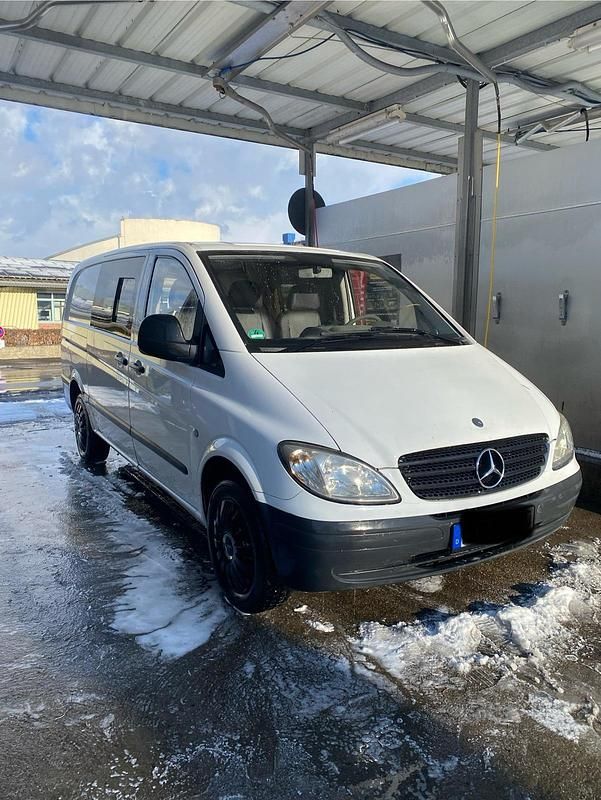Gebraucht Mercedes Vito 116 PS (85 kW) 2007 Weiß Van