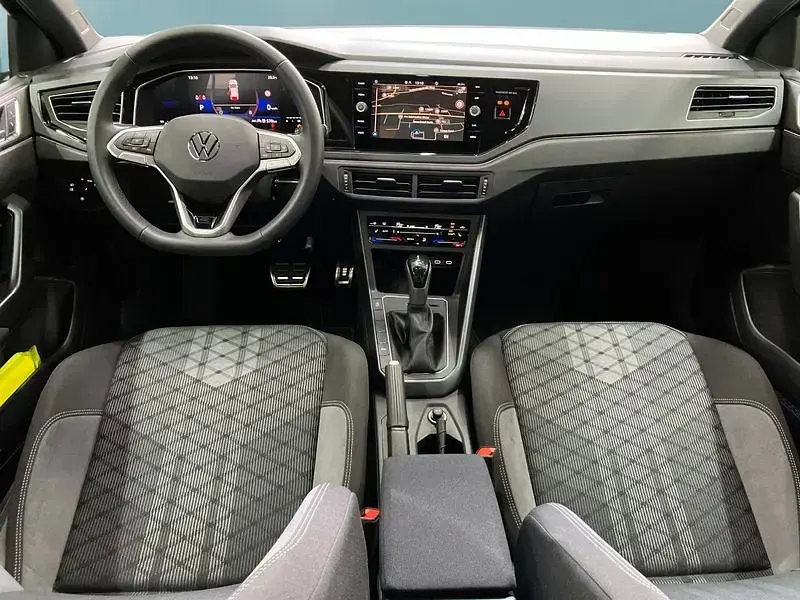 Gebraucht VW Taigo R-line 116 PS (85 kW) 2025 Schwarz SUV