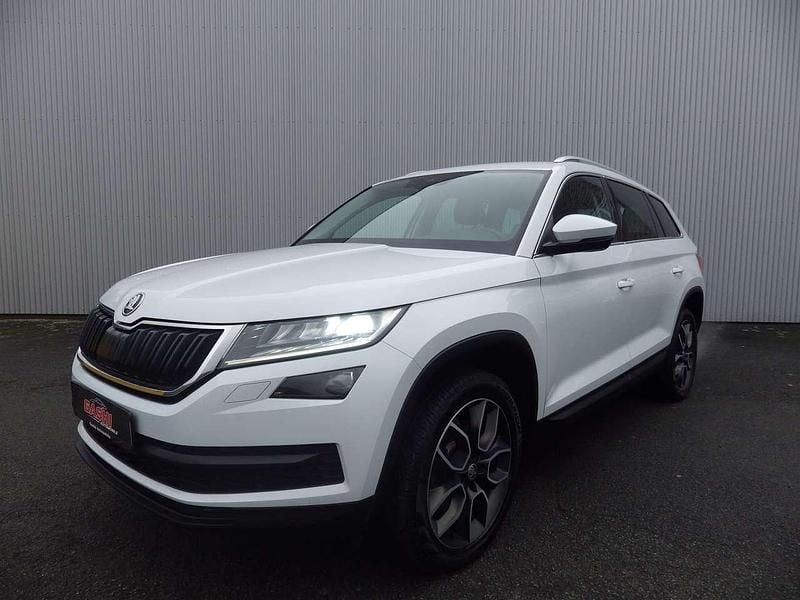 Moonweiss metallic Gebraucht 2021 Skoda Kodiaq Style SUV | 25.750 € (Superpreis) - Bild 1/4