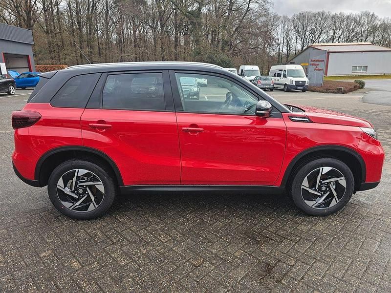 Neu Suzuki Vitara Comfort+ 110 PS (80 kW) 2026 Rot SUV