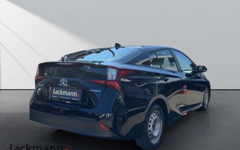 Gebraucht Toyota Prius Executive 122 PS (89 kW) 2020 Andere farbe Kleinwagen