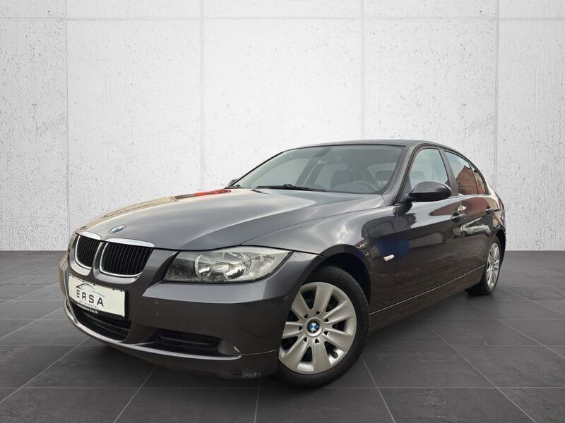 Schwarz Gebraucht 2005 BMW 320 Limousine | 4.999 € (Fairer Preis) - Bild 1/4