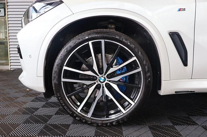 Gebraucht BMW X5 Performance 333 PS (244 kW) 2021 Mineralweiss SUV