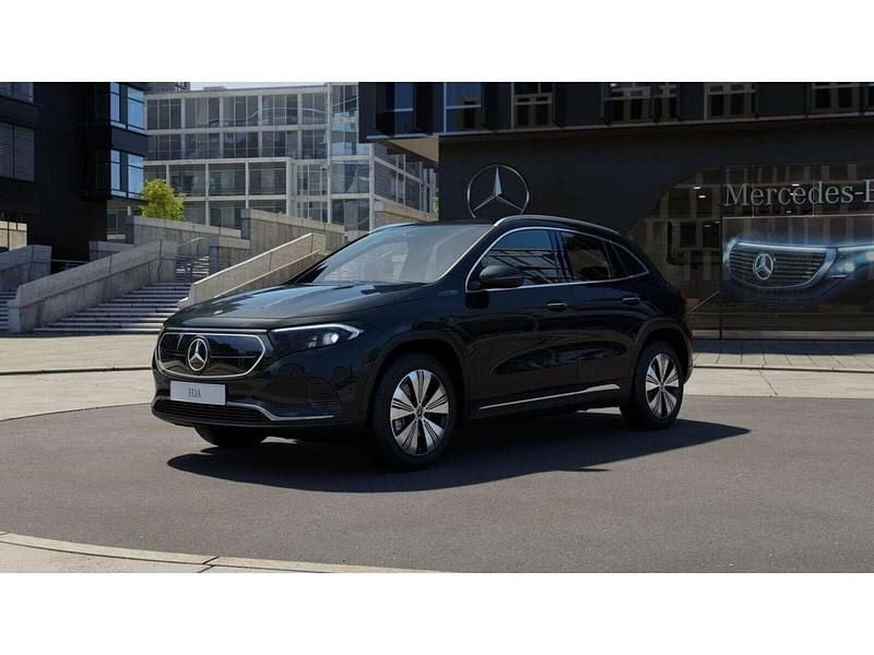 Gebraucht Mercedes EQA250 Progressive 139 kW (190 PS) 2022 Schwarz SUV