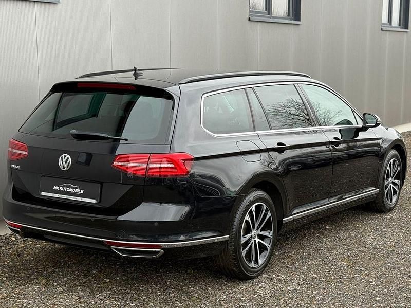 Usado VW Passat Comfortline 190 HP (139 kW) 2018 Preto Sedan