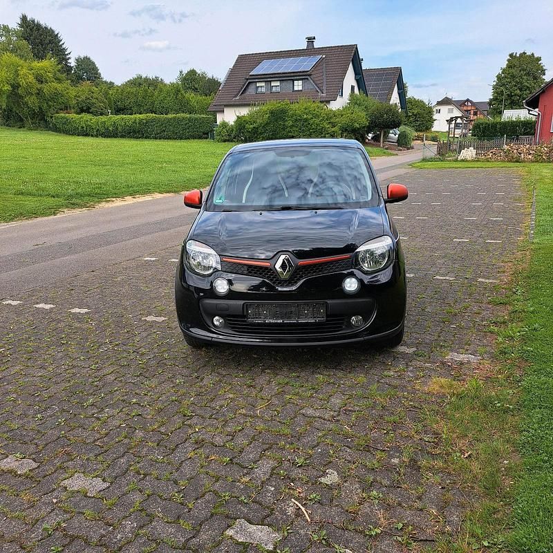 Schwarz Gebraucht 2016 Renault Twingo Kleinwagen | 8.900 € (Etwas zu teuer) - Bild 1/4