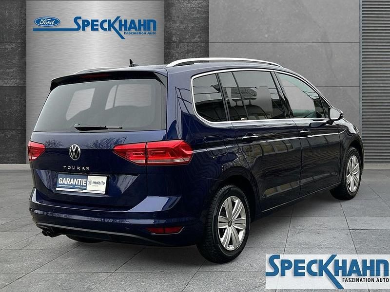 Gebraucht VW Touran Move 150 PS (110 kW) 2024 Blau Van / Kleinbus