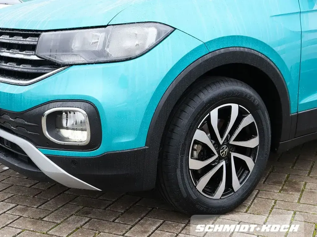 Używany VW T-Cross Active 110 KM (80 kW) 2021 Zielony SUV