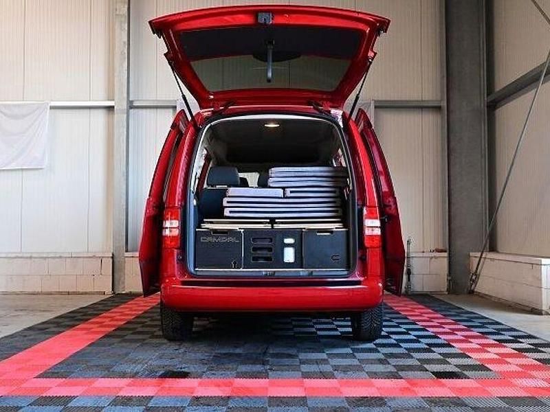 Gebraucht VW Caddy 86 PS (63 kW) 2013 Rot Van / Kleinbus