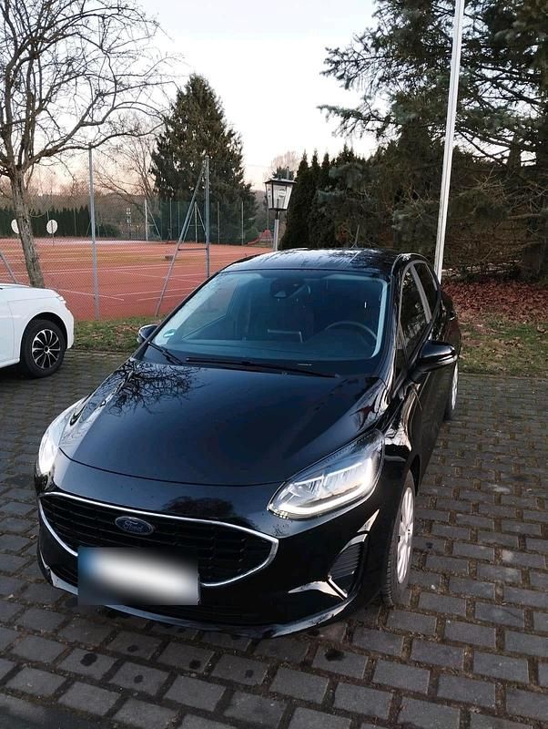 Gebraucht Ford Fiesta Cool & Connect 75 PS (55 kW) 2022 Schwarz Kleinwagen