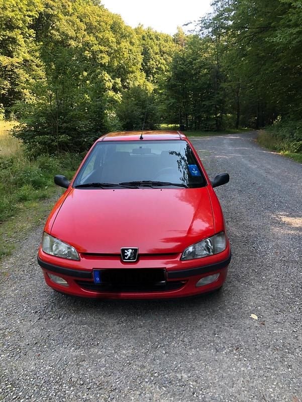 Rot Gebraucht 1998 Peugeot 106 Kleinwagen | 999 € (Fairer Preis) - Bild 1/4