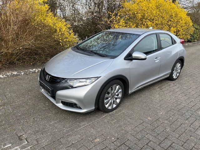Grau Gebraucht 2013 Honda Civic Sport Limousine | 6.850 € (Guter Preis) - Bild 1/4