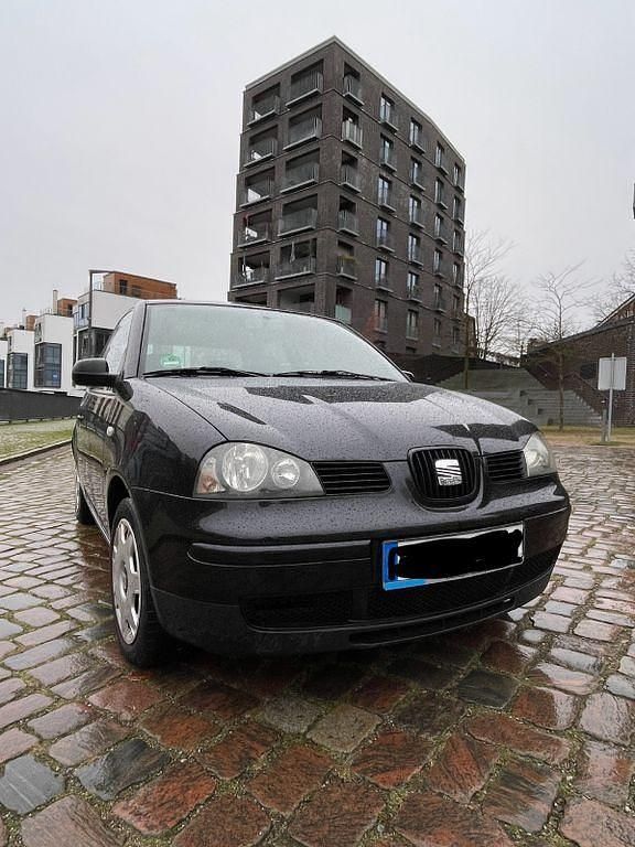 Schwarz Gebraucht 2003 Seat Arosa Stella Kleinwagen | 1.190 € (Fairer Preis) - Bild 1/4