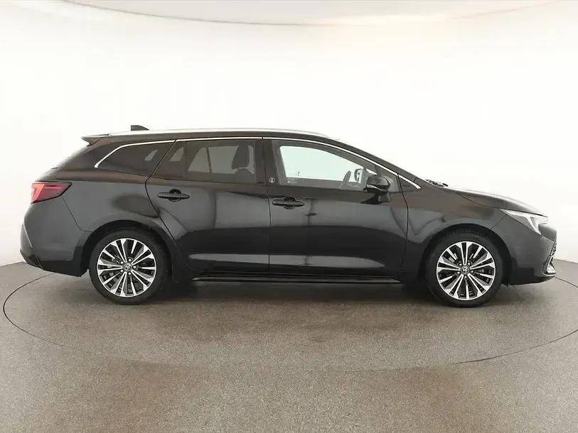 Gebraucht Toyota Corolla Team 196 PS (144 kW) 2024 Mysticschwarz Kombi