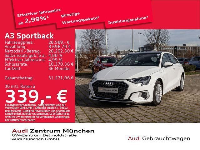 Weiß Gebraucht 2022 Audi A3 Sportback e-tron Advanced Kleinwagen | 28.989 € (Teuer) - Bild 1/2