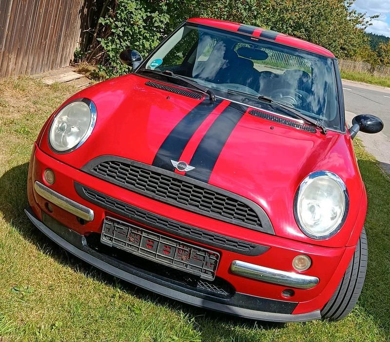 Rot Gebraucht 2003 Mini ONE Kleinwagen | 800 € (Guter Preis) - Bild 1/4