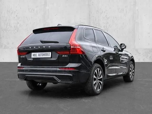 Gebraucht Volvo XC60 Plus 250 PS (183 kW) 2023 Schwarz SUV