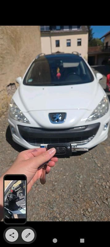 Weiß Gebraucht 2011 Peugeot 308 SW Kombi | 1.800 € (Superpreis) - Bild 1/2