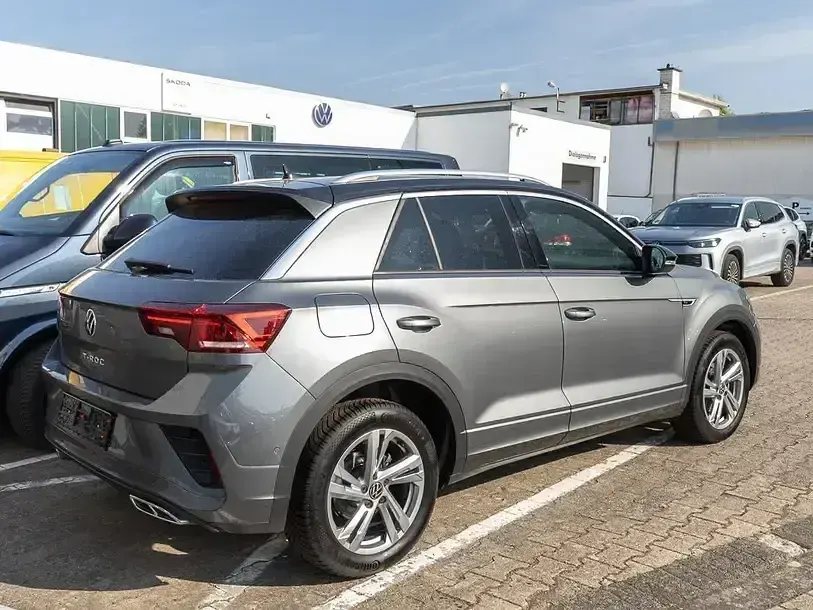 Gebraucht VW T-Roc R-line 150 PS (110 kW) 2025 Grau SUV