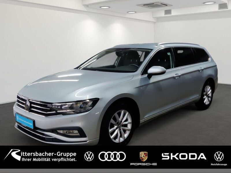 Scale silver metallic Gebraucht 2023 VW Passat Business Kombi | 26.780 € (Fairer Preis) - Bild 1/4