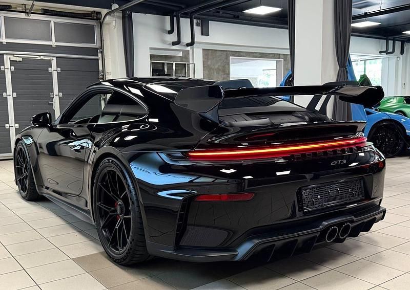 Schwarz Neu 2025 Porsche 992 | 265.000 € (Etwas zu teuer) - Bild 1/4