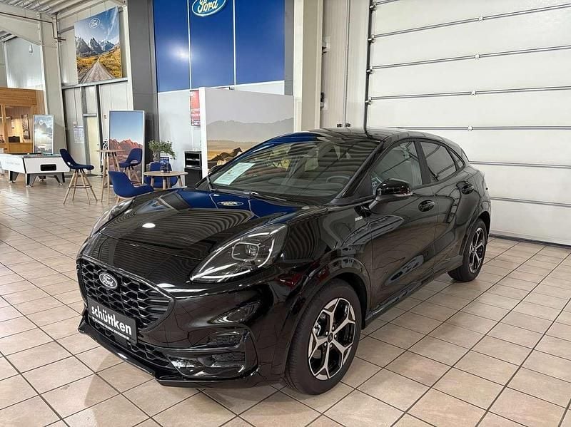 Obsidianschwarz metallic Neu 2025 Ford Puma ST-Line SUV | 28.490 € (Fairer Preis) - Bild 1/4