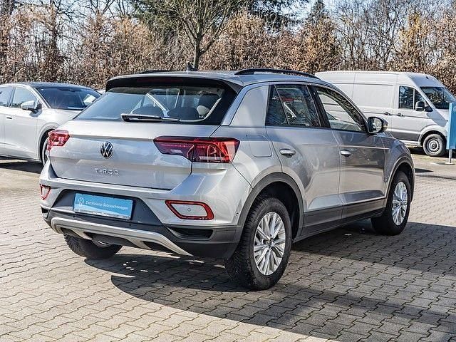 Gebraucht VW T-Roc Life 150 PS (110 kW) 2024 Pyritsilber metallic SUV