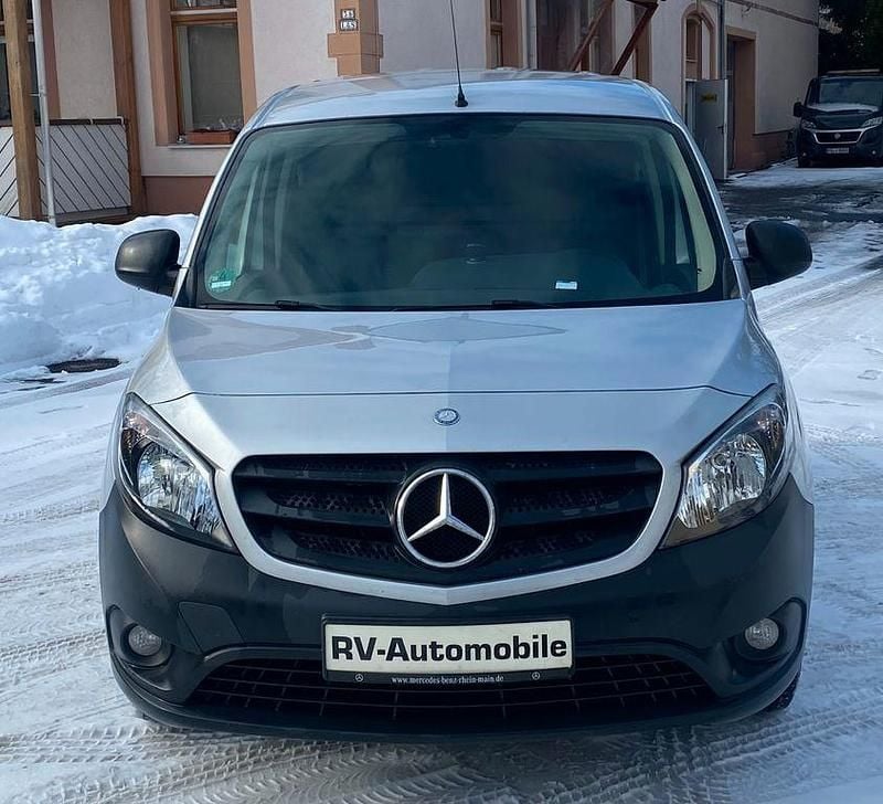 Gebraucht Mercedes Citan 109 90 PS (66 kW) 2018 Silber Van / Kleinbus