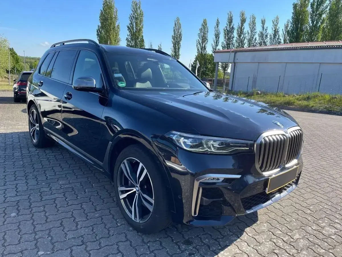 Gebraucht BMW X7 Performance 400 PS (294 kW) 2019 Carbonschwarz metallic SUV