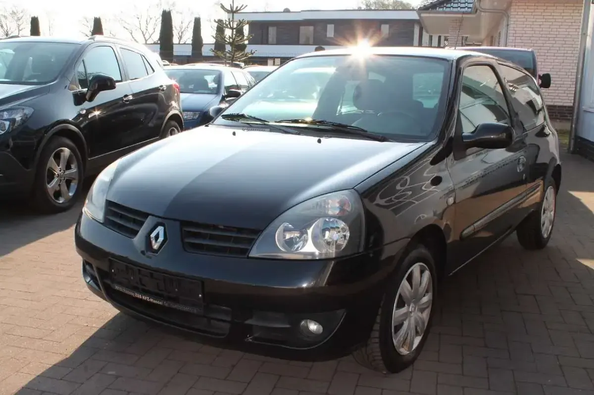 Gebraucht Renault Clio II Campus 58 PS (42 kW) 2008 Perlmuttschwarz Kleinwagen