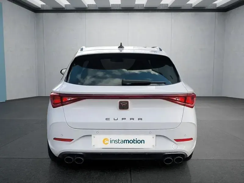 Używany Cupra Leon 310 KM (228 kW) 2023 Biały Kombi