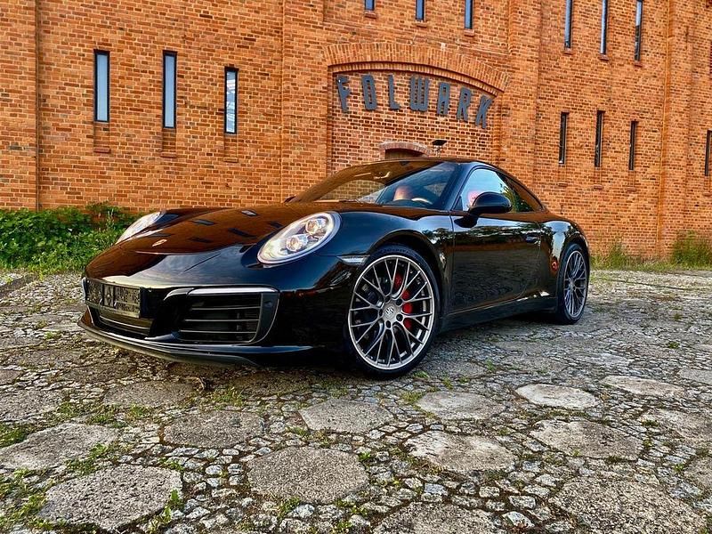 Schwarz Gebraucht 2018 Porsche 911 Carrera | 79.500 € - Bild 1/4